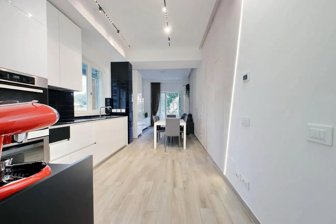 Domus Aventino Apartment Rome 0*,  Italy