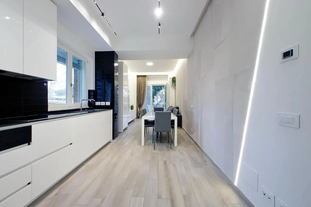 Domus Aventino Apartment Rome 0*,